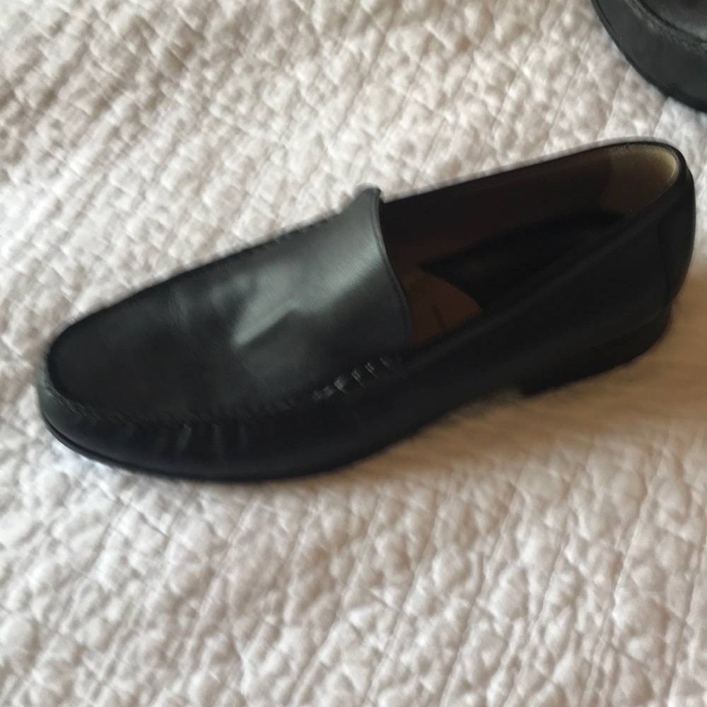 J & M Men’s perfect loafers